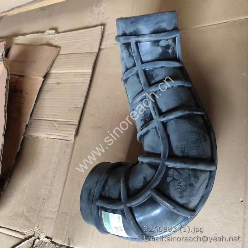 32A0983 (1)