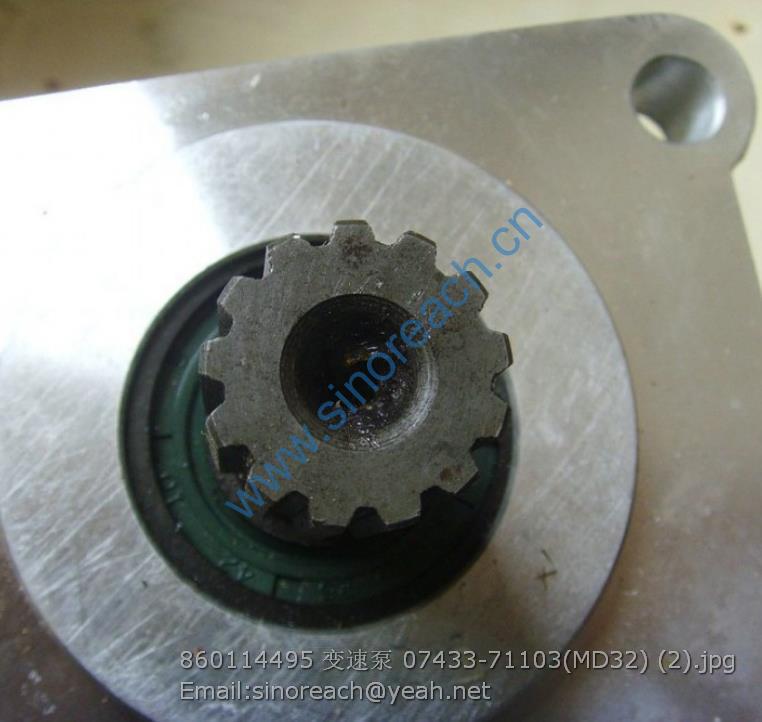 860114495 变速泵 07433-71103(MD32) (2)