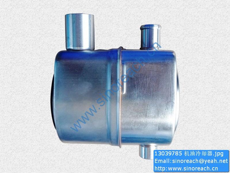 13039785 机油冷却器