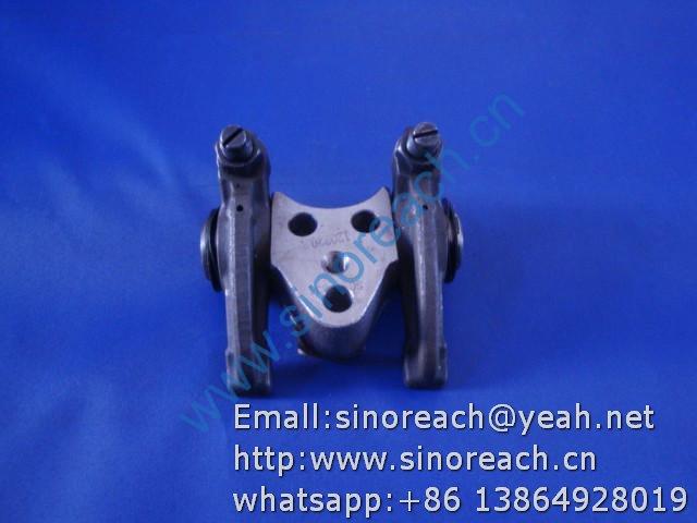 860123611 气门摇臂D04-007-32_A(D9-220)